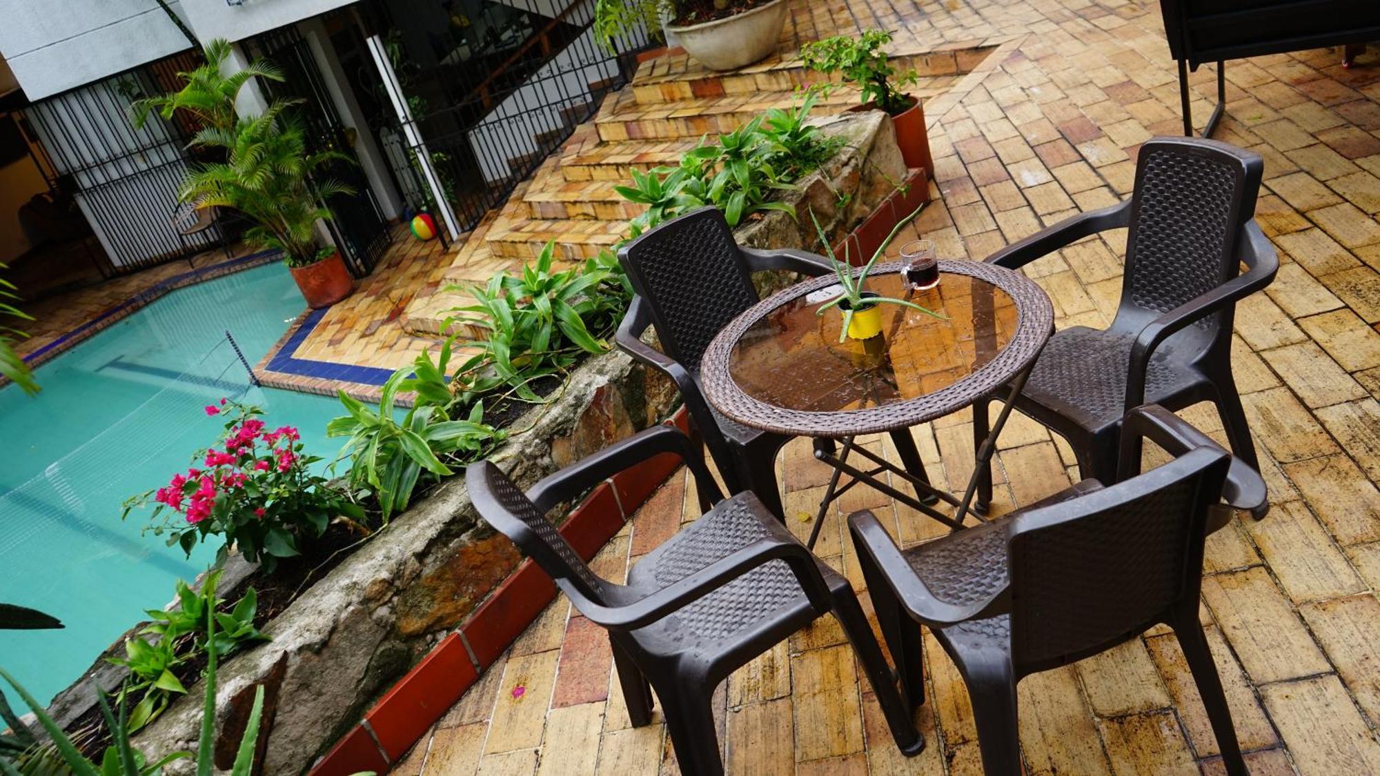 Casa Arq Hostal Cali Bagian luar foto