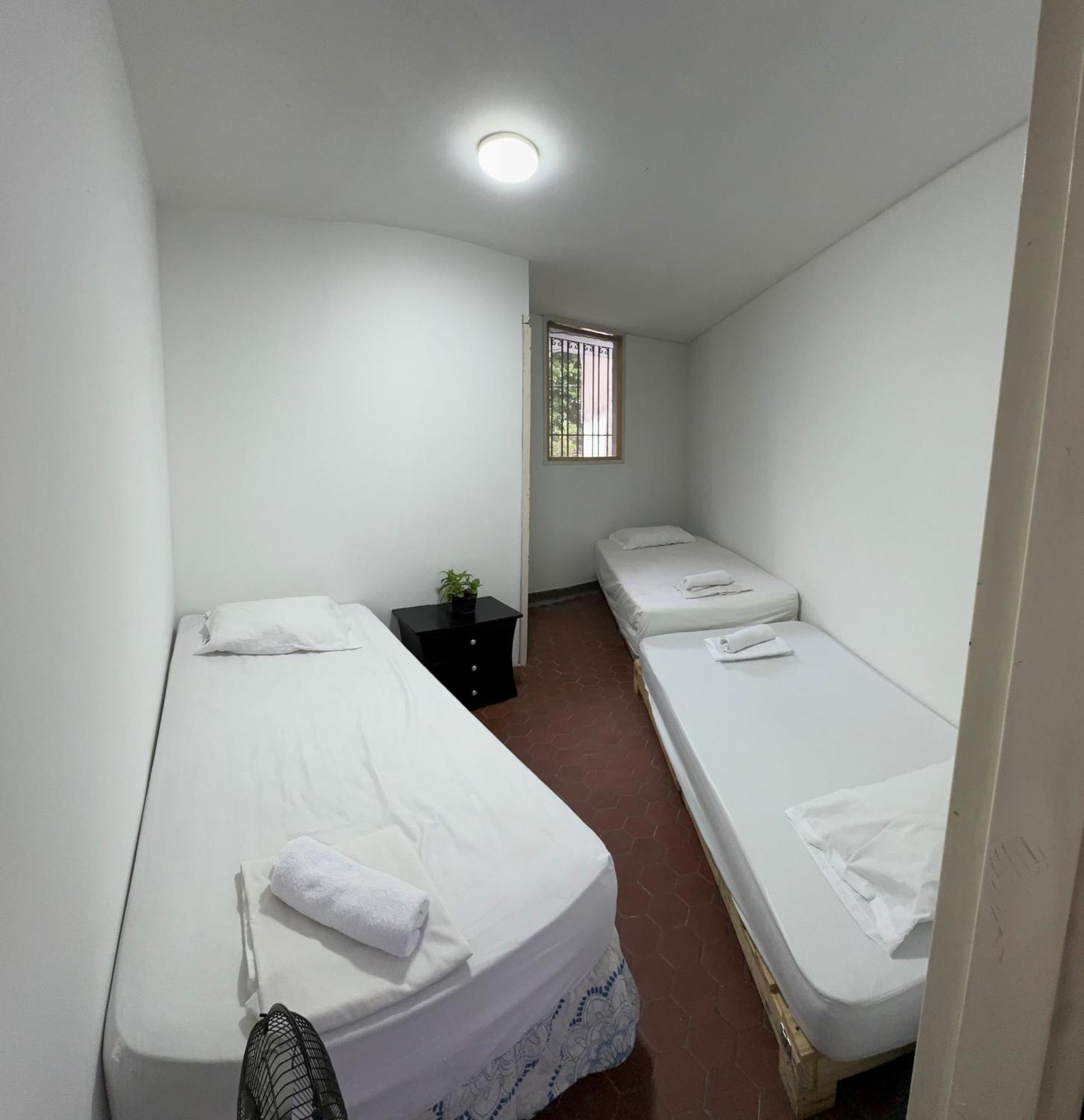 Casa Arq Hostal Cali Bagian luar foto