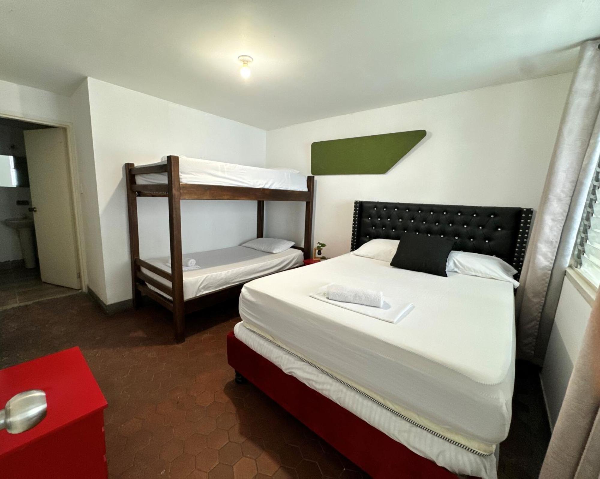 Casa Arq Hostal Cali Bagian luar foto